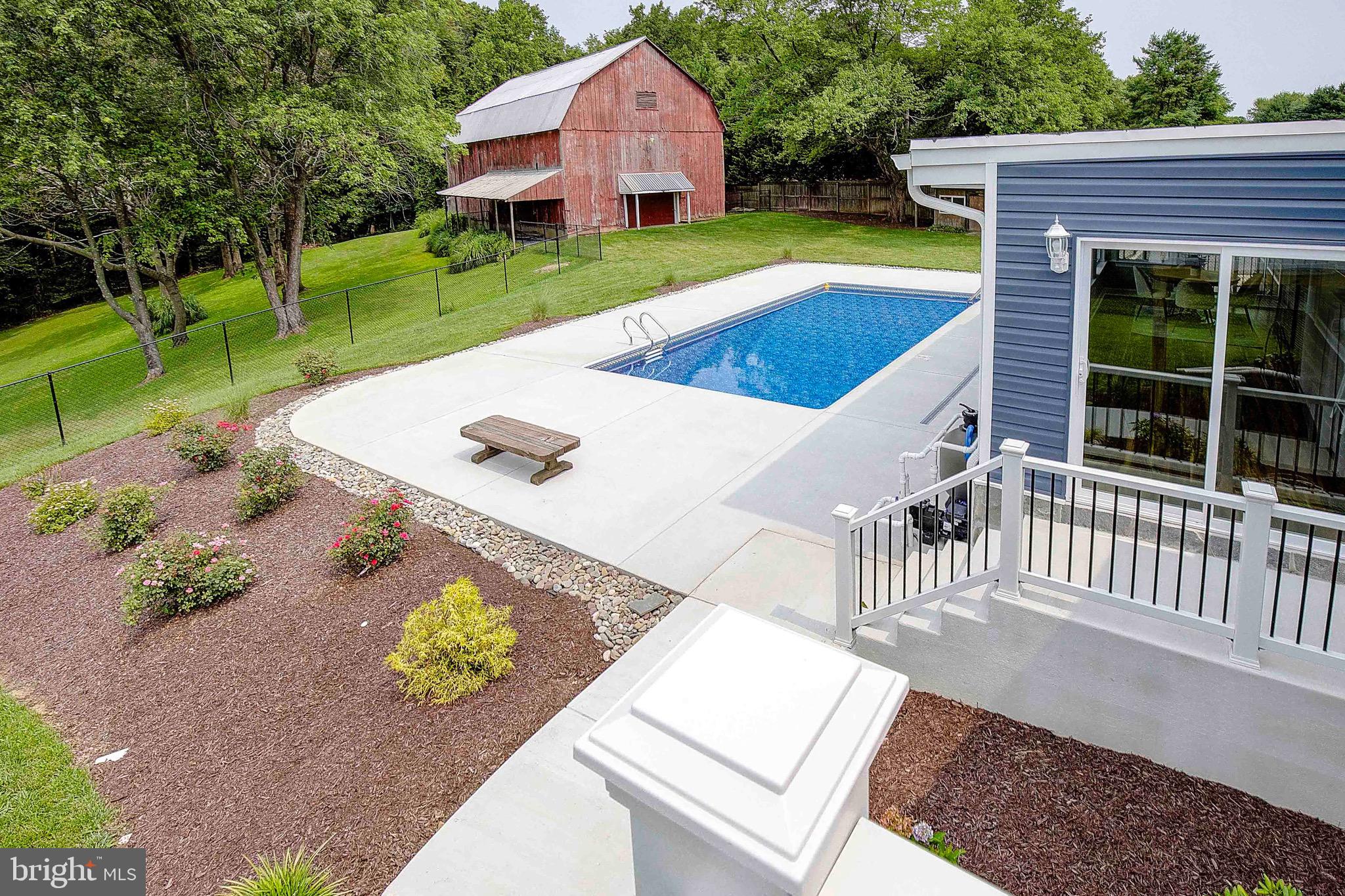 510 CORBIN PARKWAY
