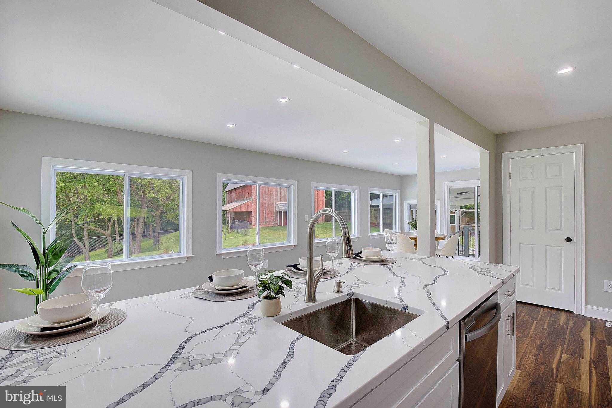 510 CORBIN PARKWAY