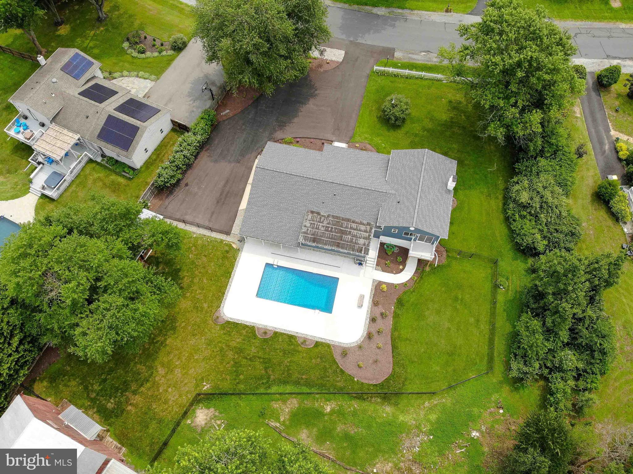510 CORBIN PARKWAY