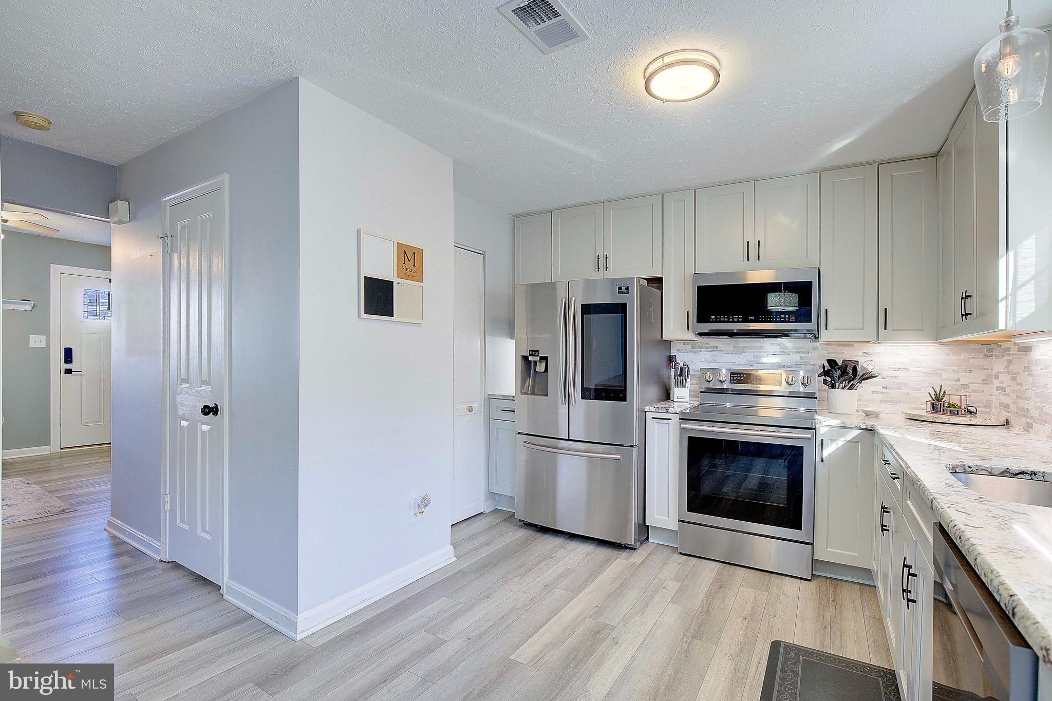 511 Realm COURT E