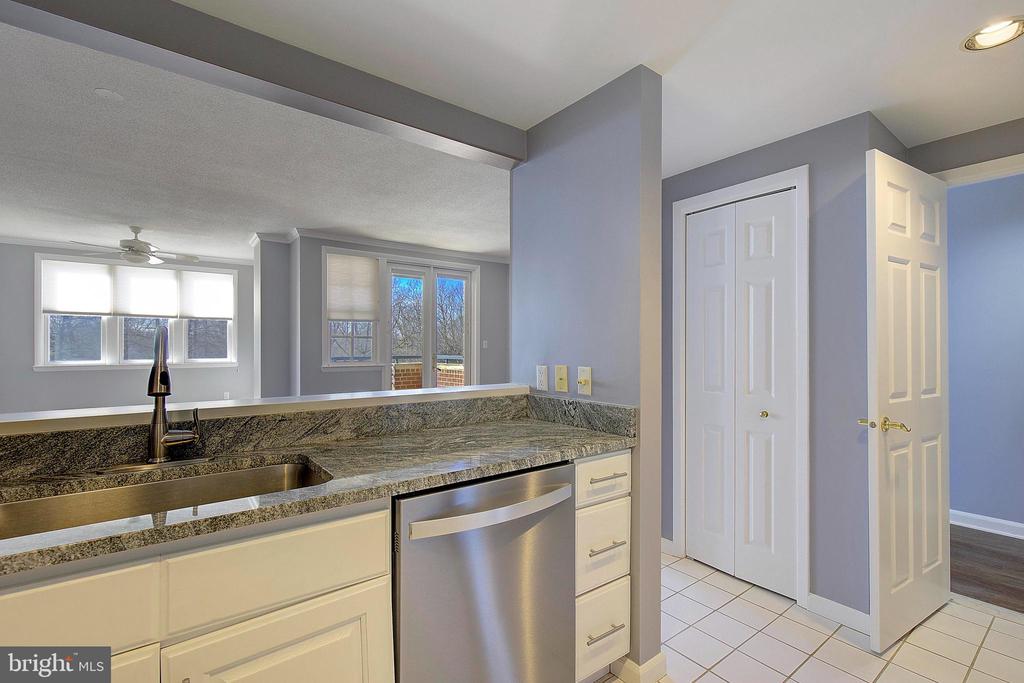 930 Astern Way #207