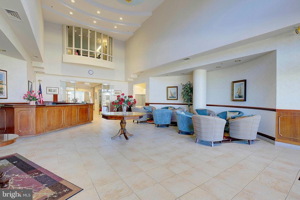930 Astern Way #207