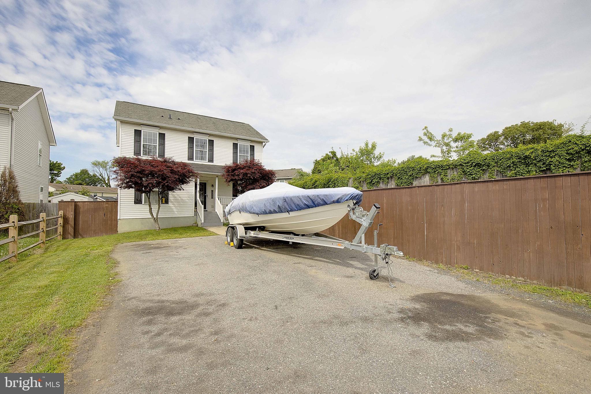 8210 Fort Smallwood Rd