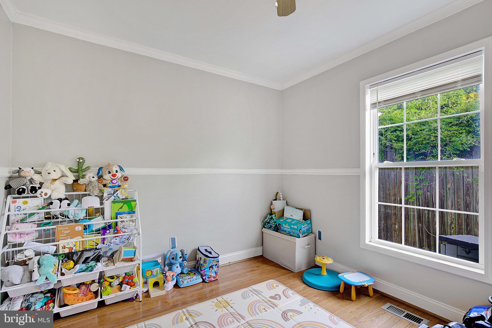 8210 Fort Smallwood Rd