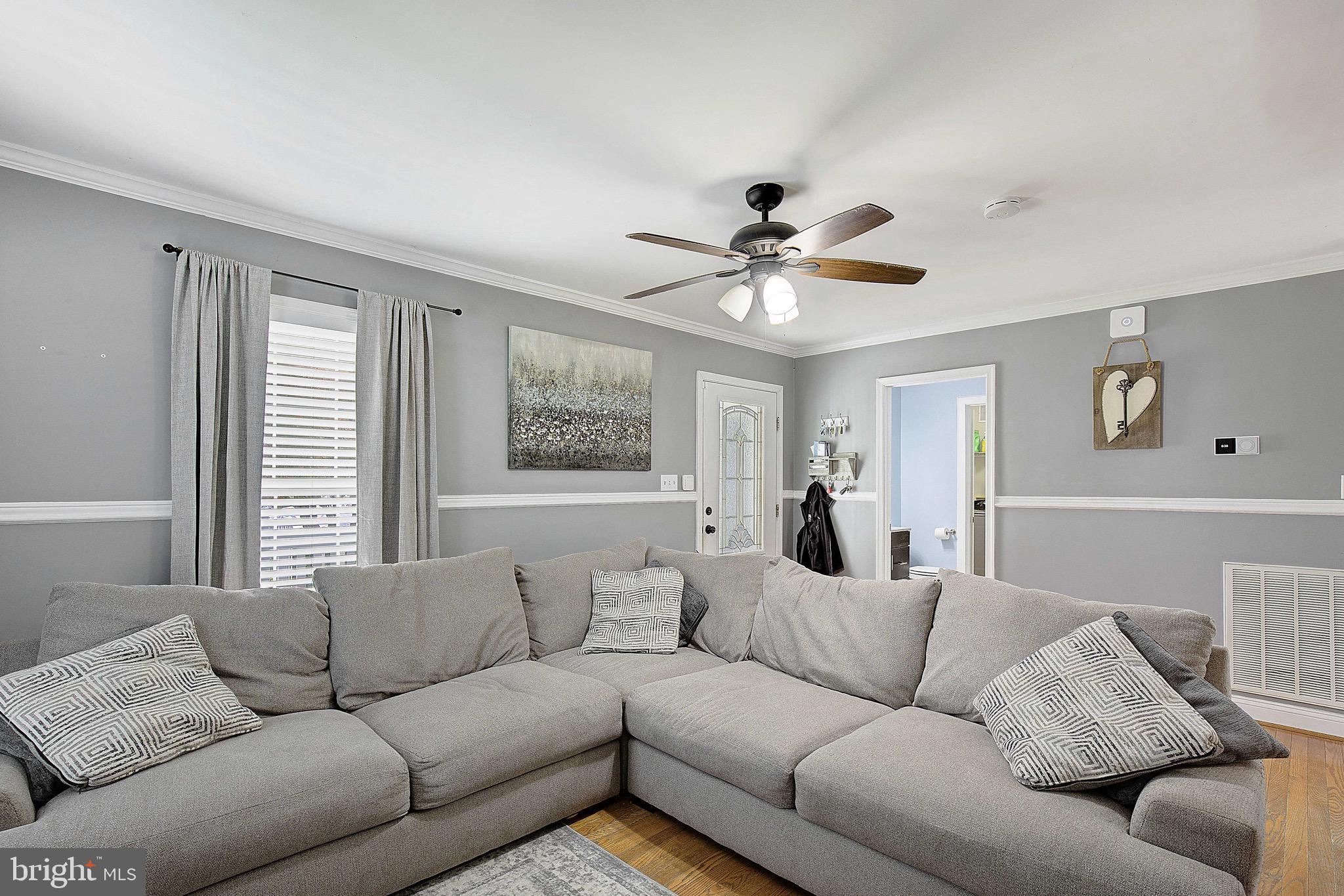 8210 Fort Smallwood Rd