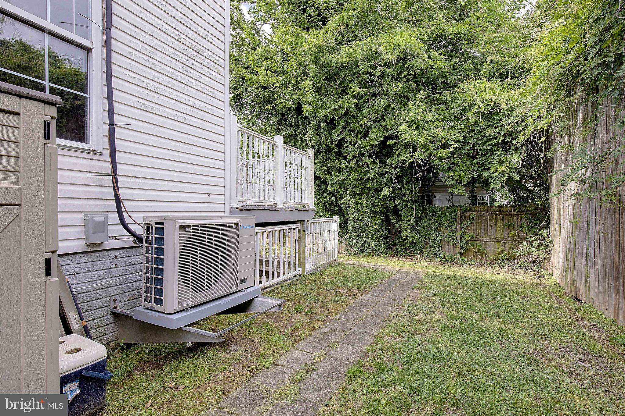 8210 Fort Smallwood Rd