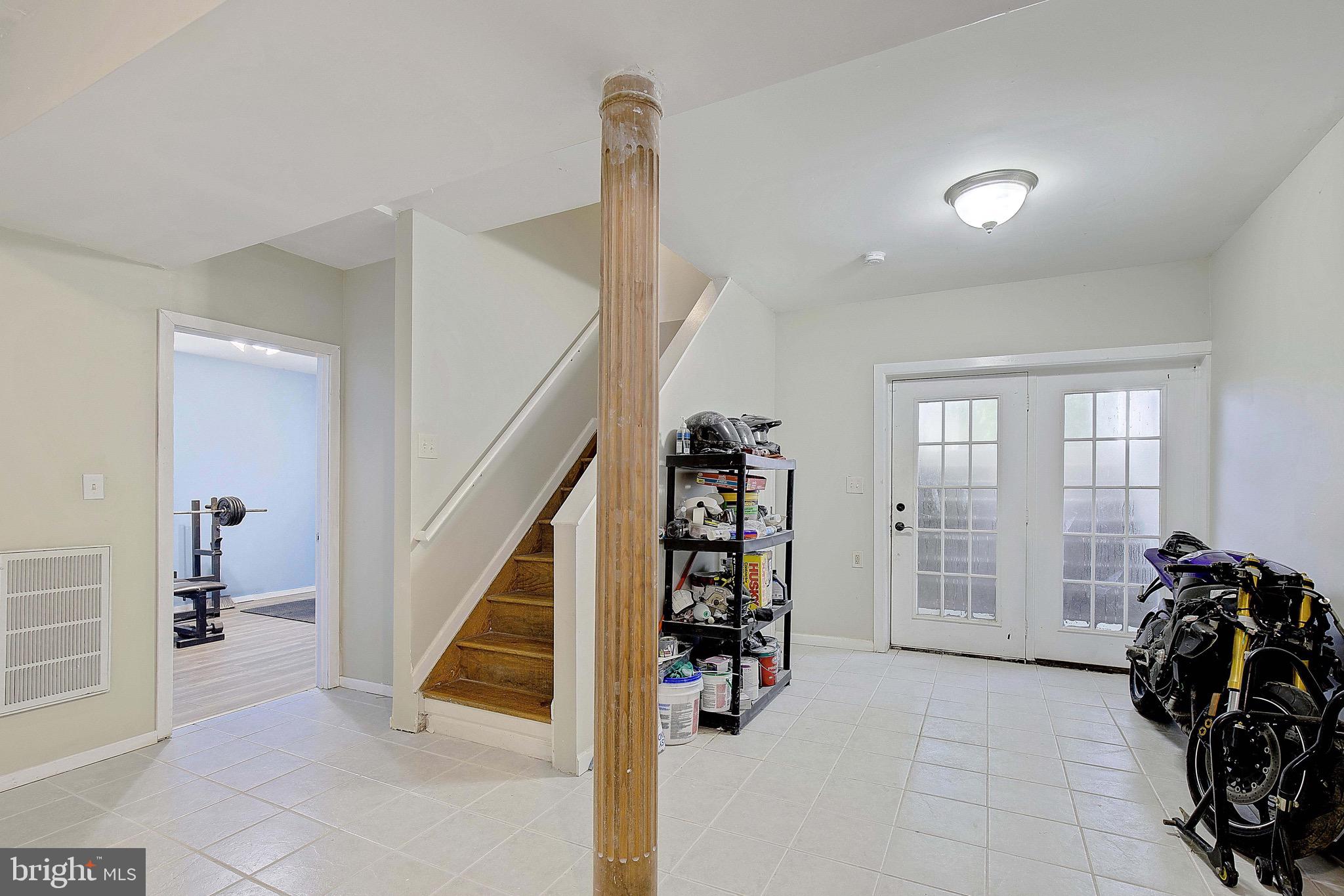 8210 Fort Smallwood Rd