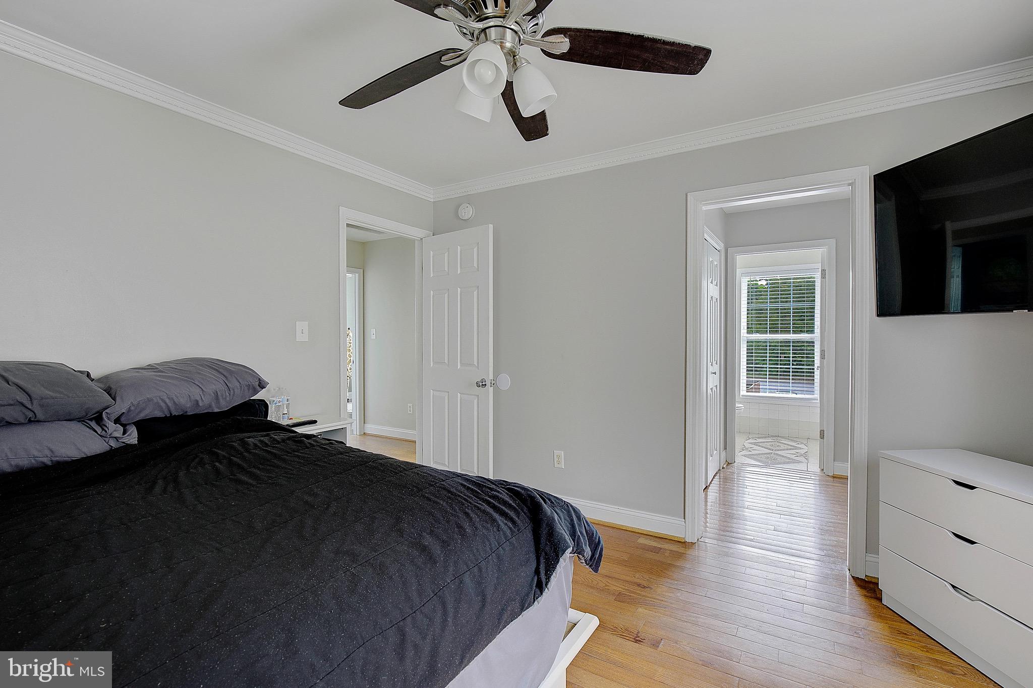 8210 Fort Smallwood Rd