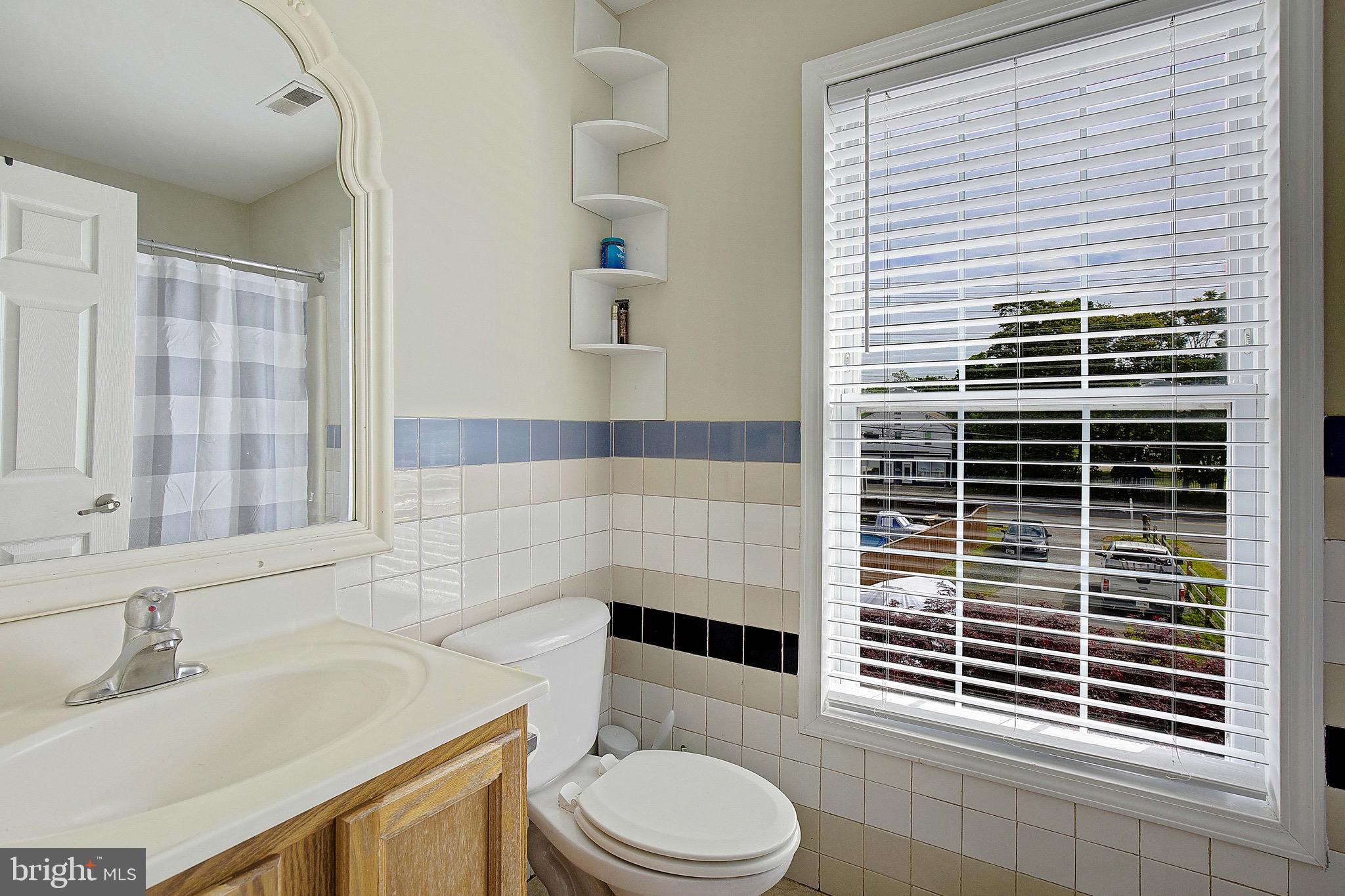 8210 Fort Smallwood Rd