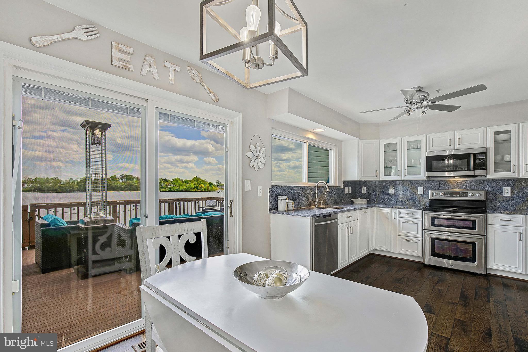 1355 Waterway Ct