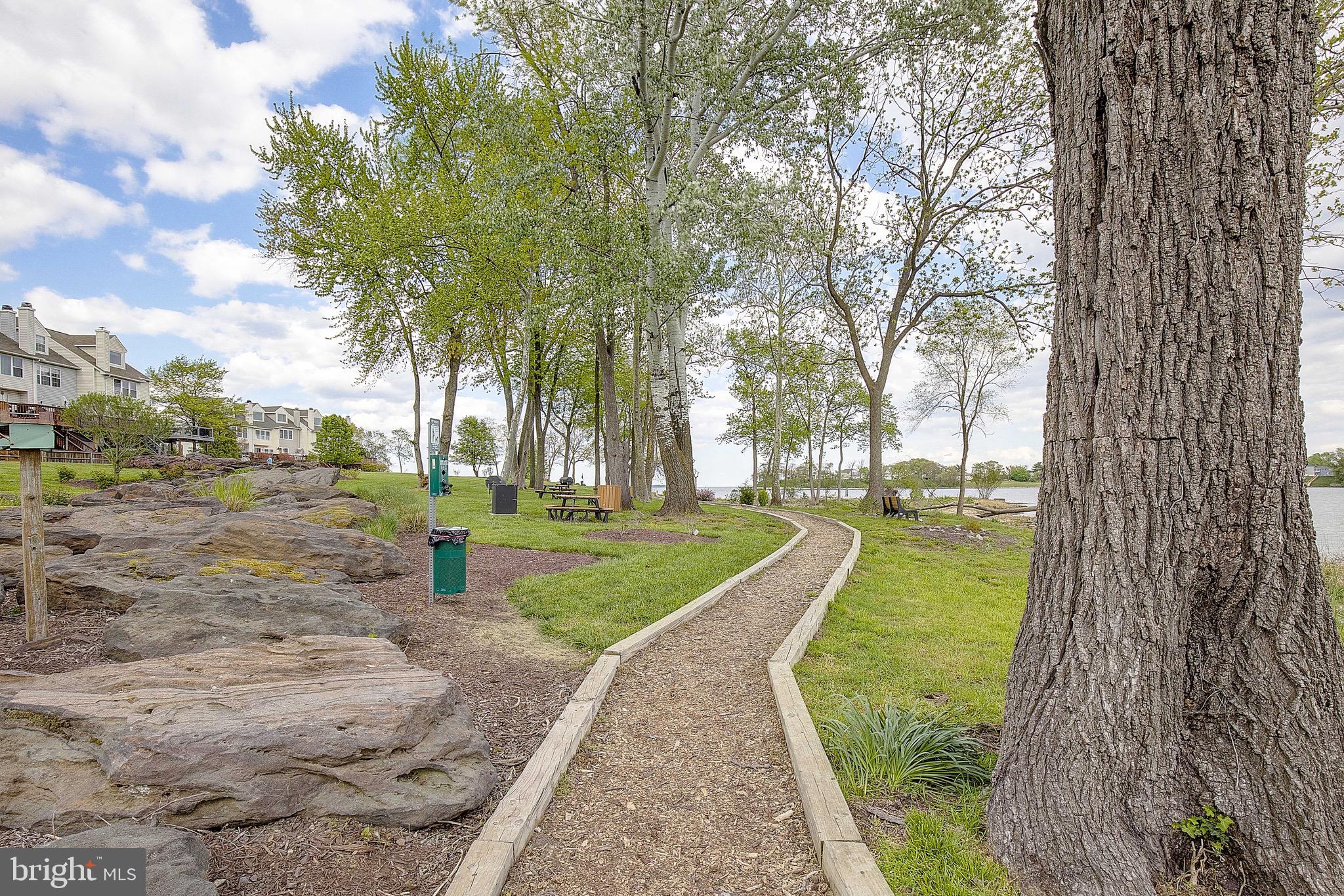 1355 Waterway Ct