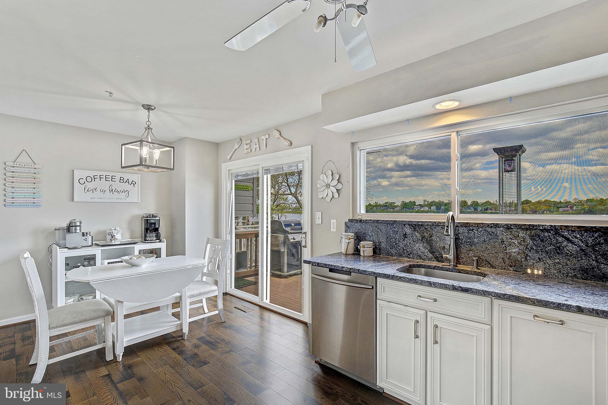 1355 Waterway Ct
