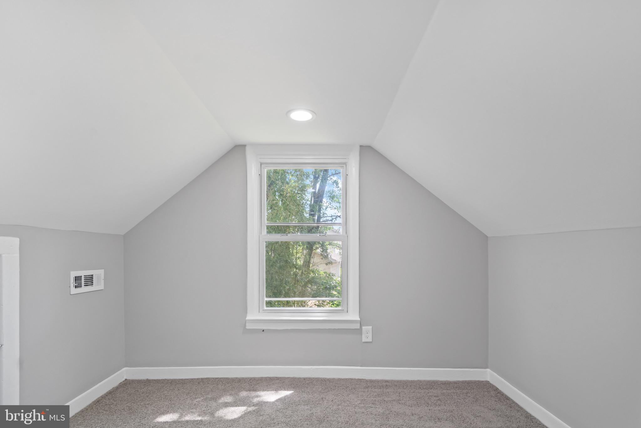 7810 Leymar Rd