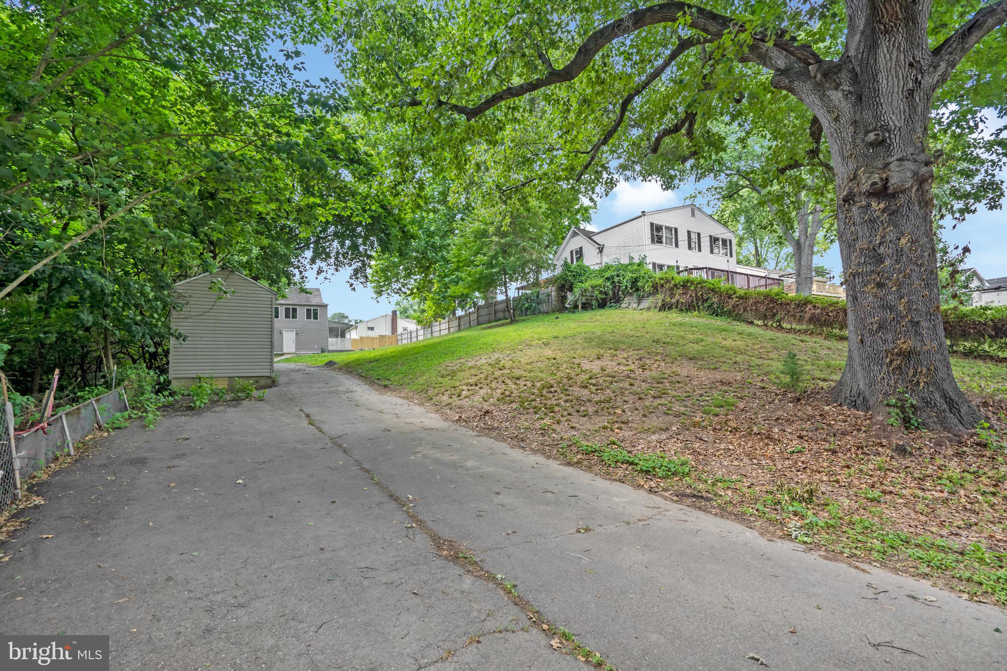 7810 Leymar Rd