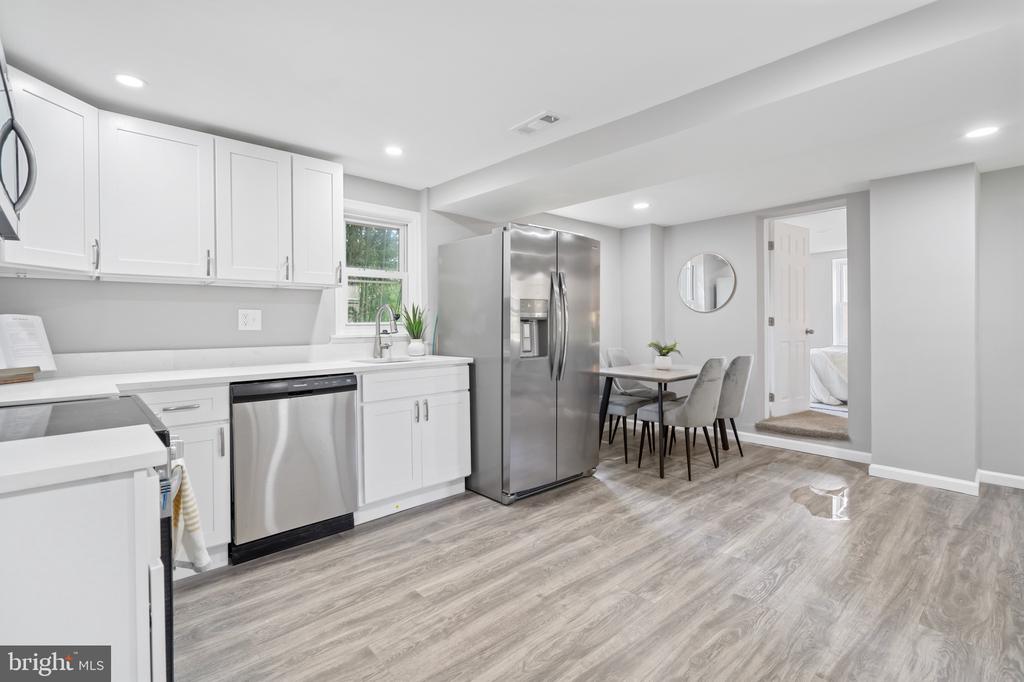 7810 Leymar Rd