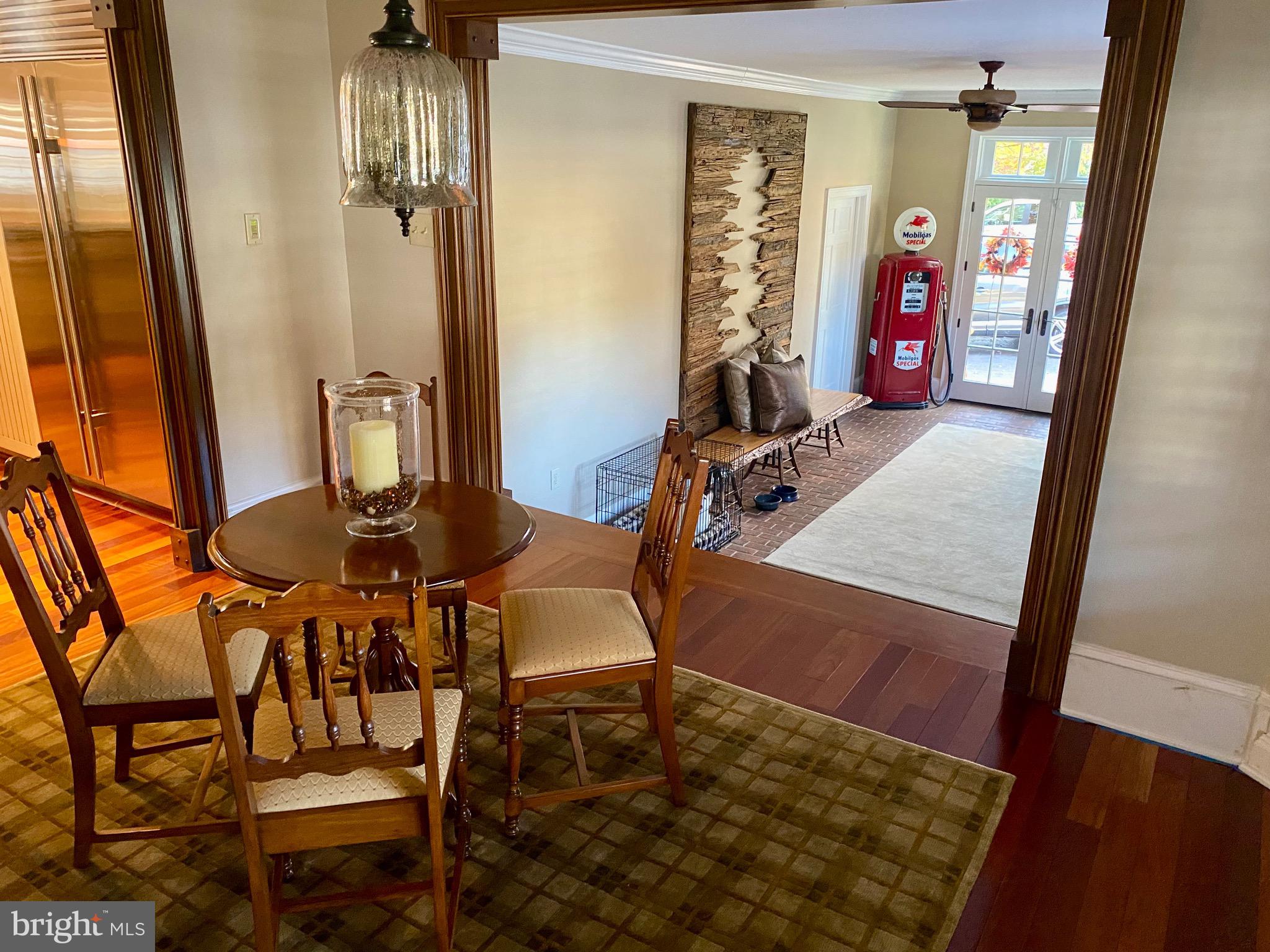335 Dubois Rd