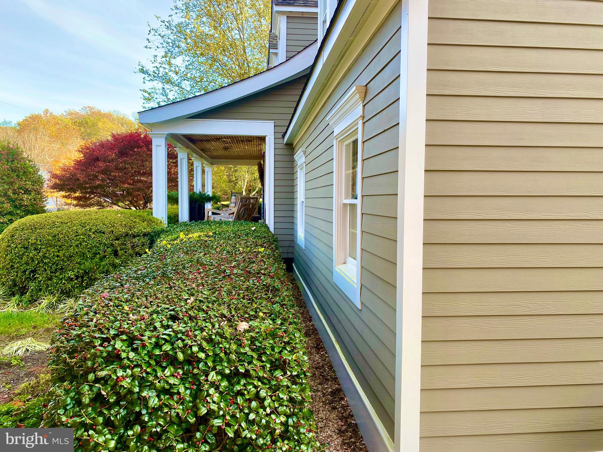 335 Dubois Rd