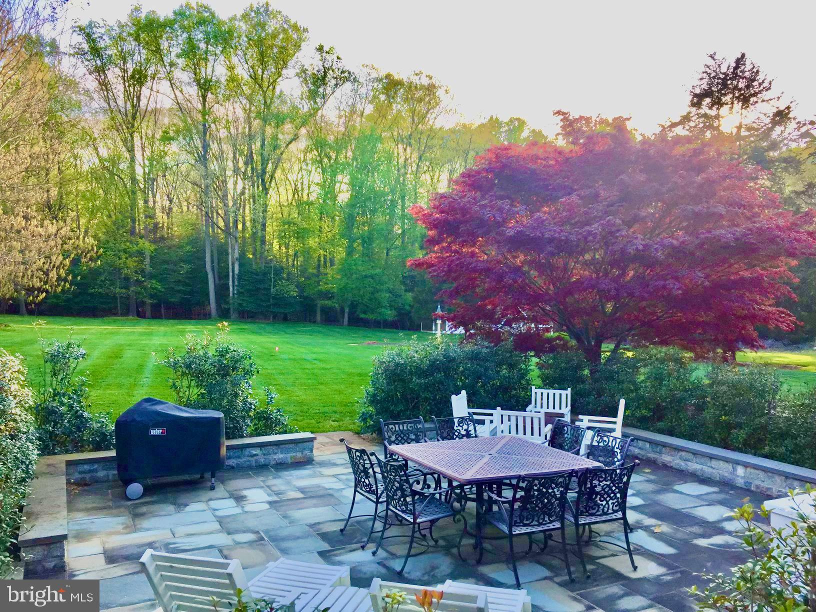 335 Dubois Rd