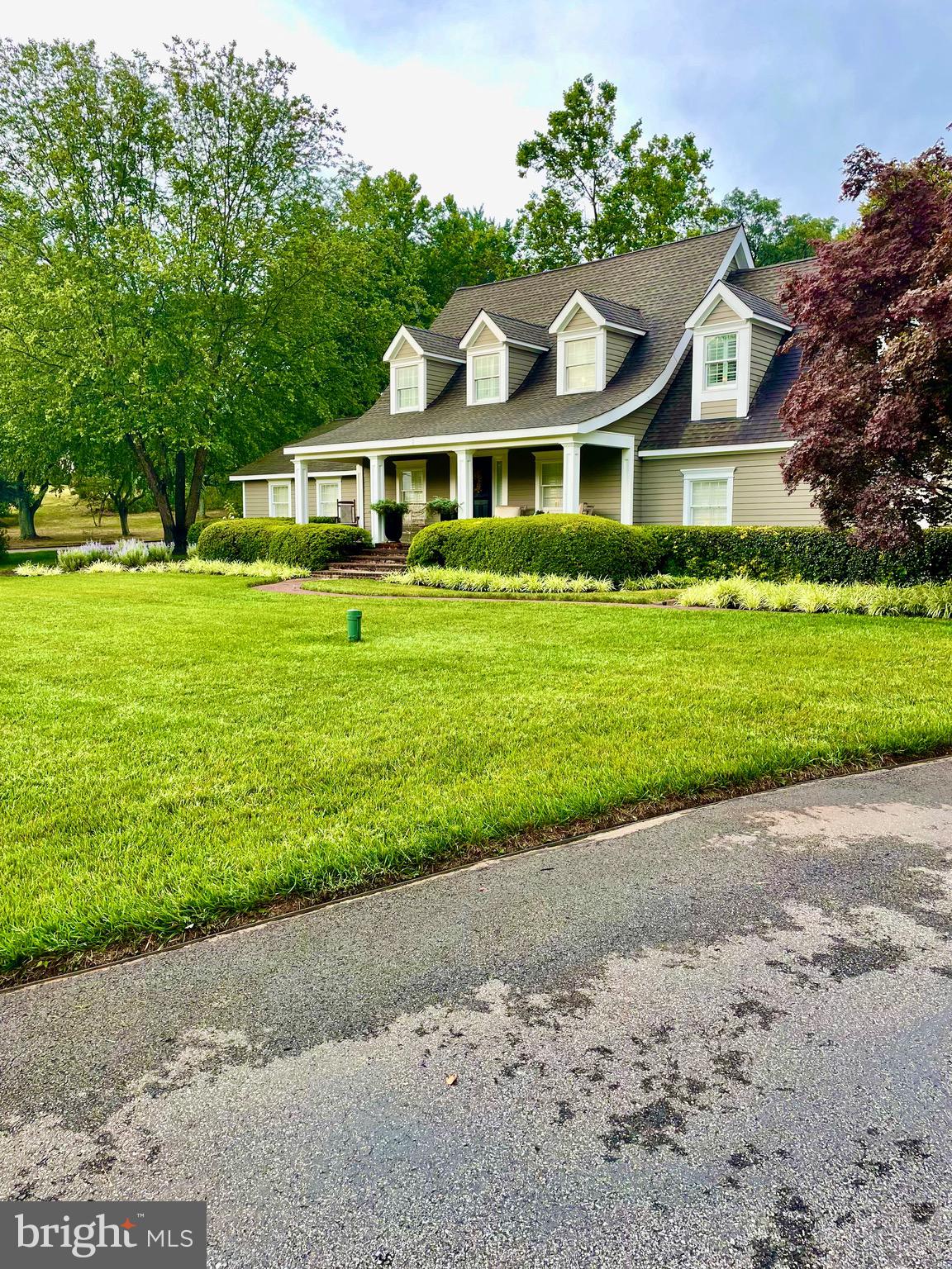 335 Dubois Rd