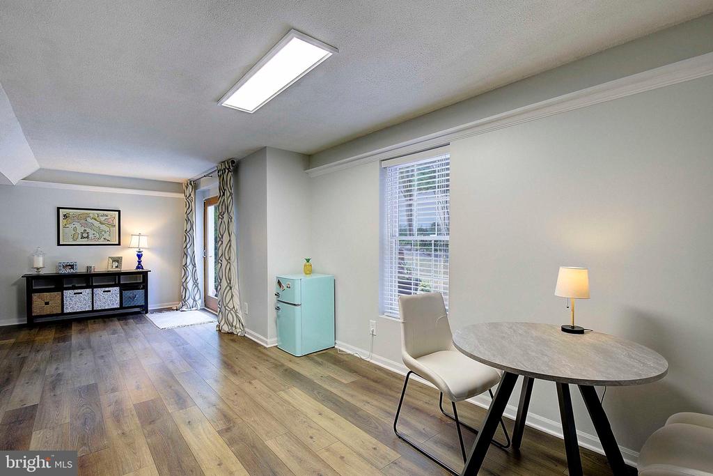 1521 Pearl Ave