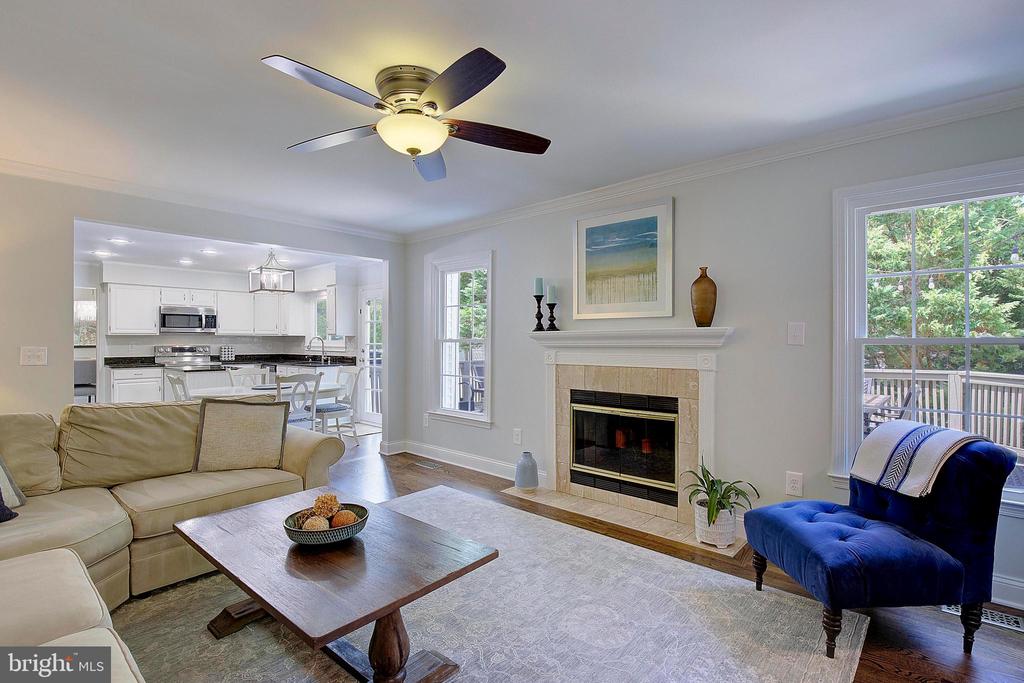 1521 Pearl Ave