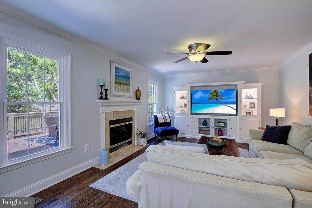 1521 Pearl Ave