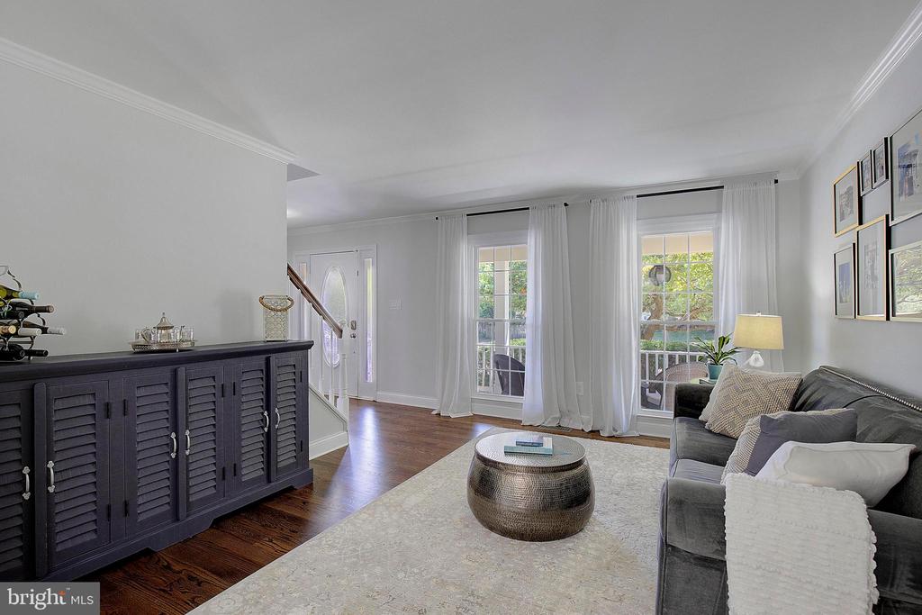1521 Pearl Ave