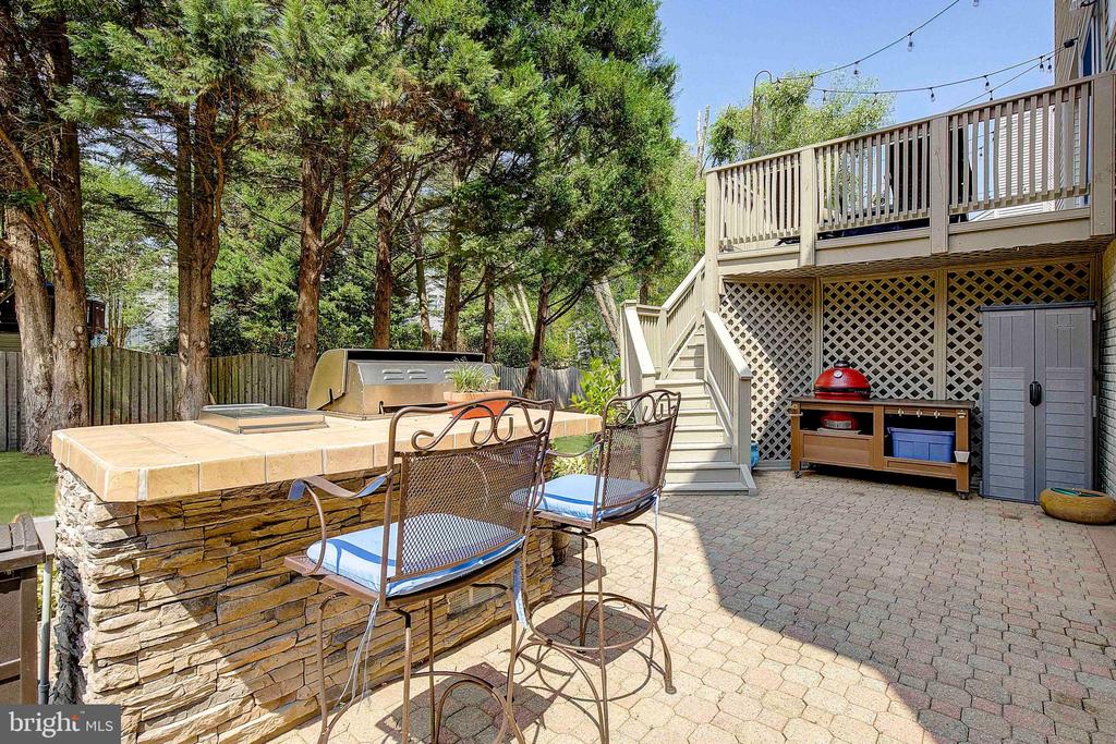 1521 Pearl Ave