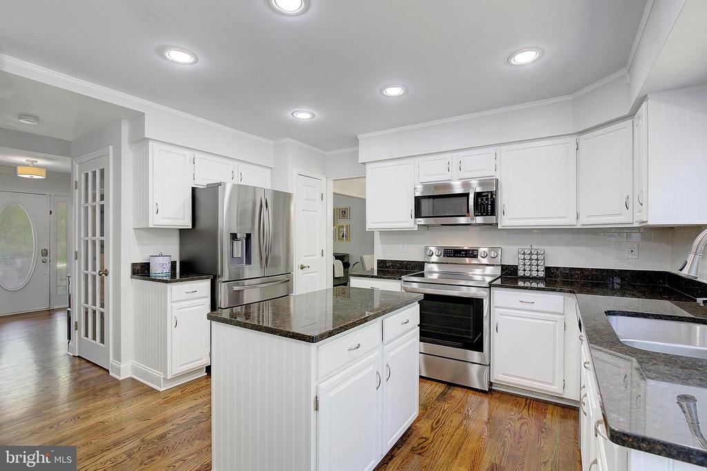 1521 Pearl Ave