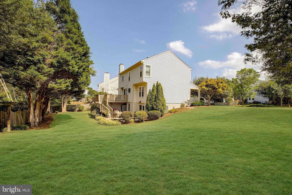 1521 Pearl Ave