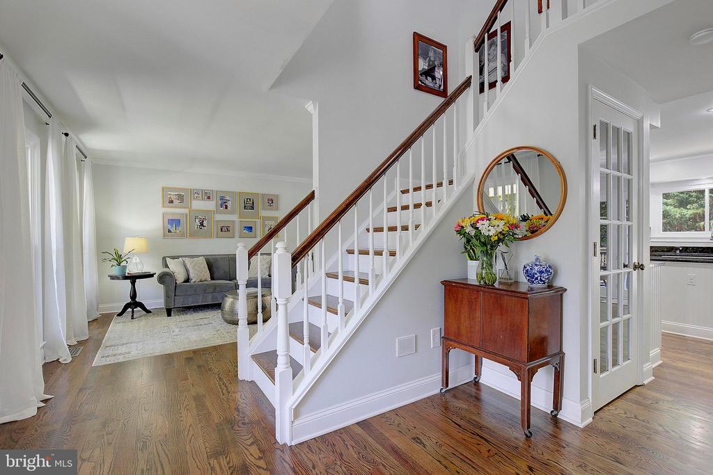 1521 Pearl Ave