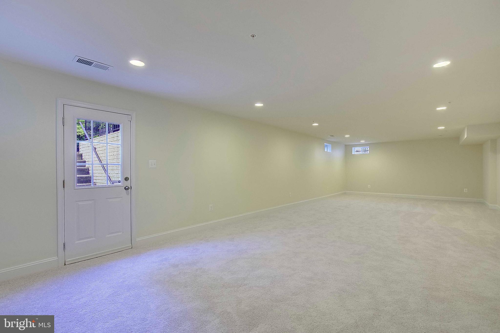 710 Highland Meadows Dr