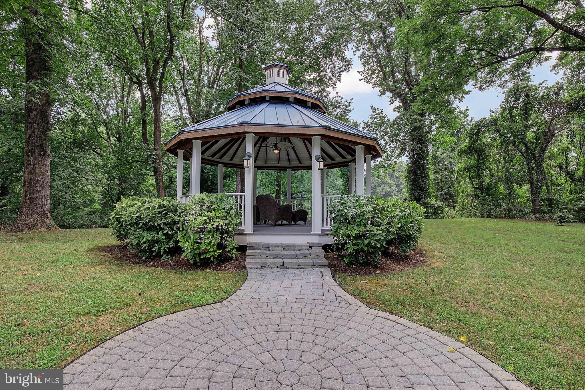 1378 Little Joyce Ln