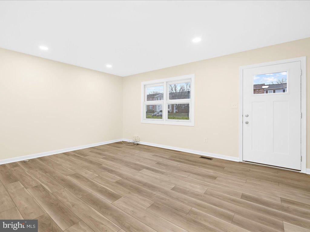 7728 MOONFALL CT