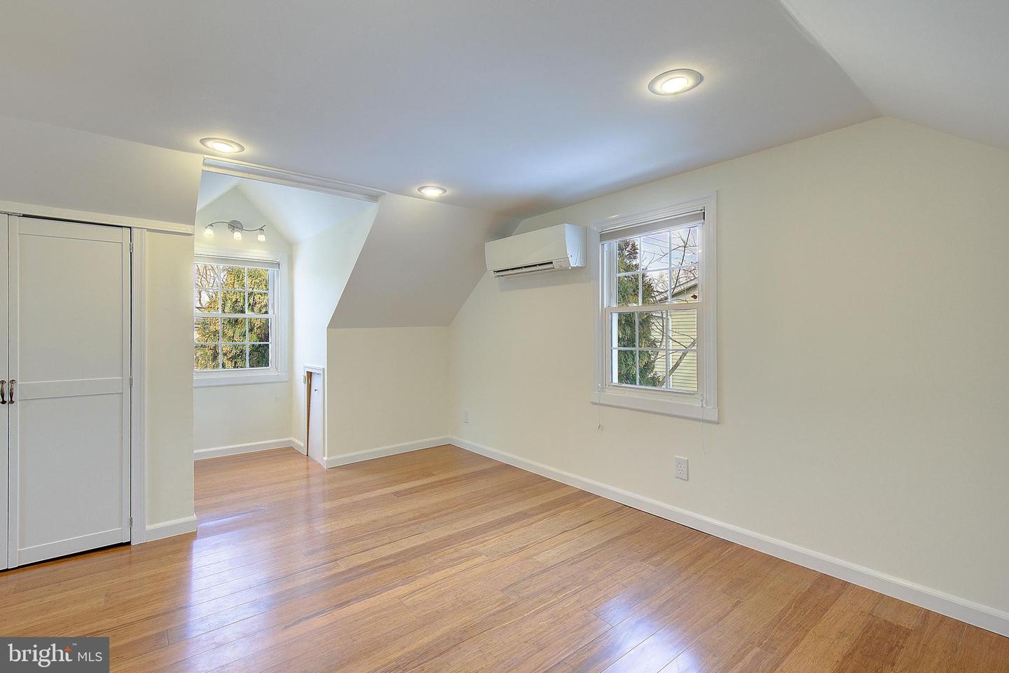 1147 Tyler Ave
