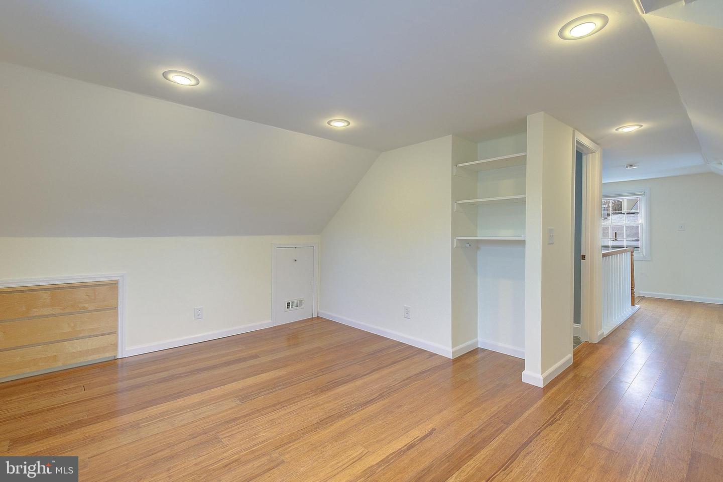 1147 Tyler Ave