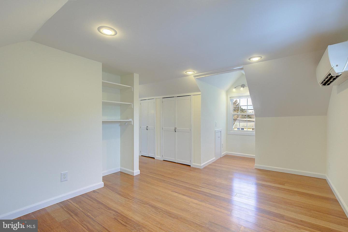 1147 Tyler Ave