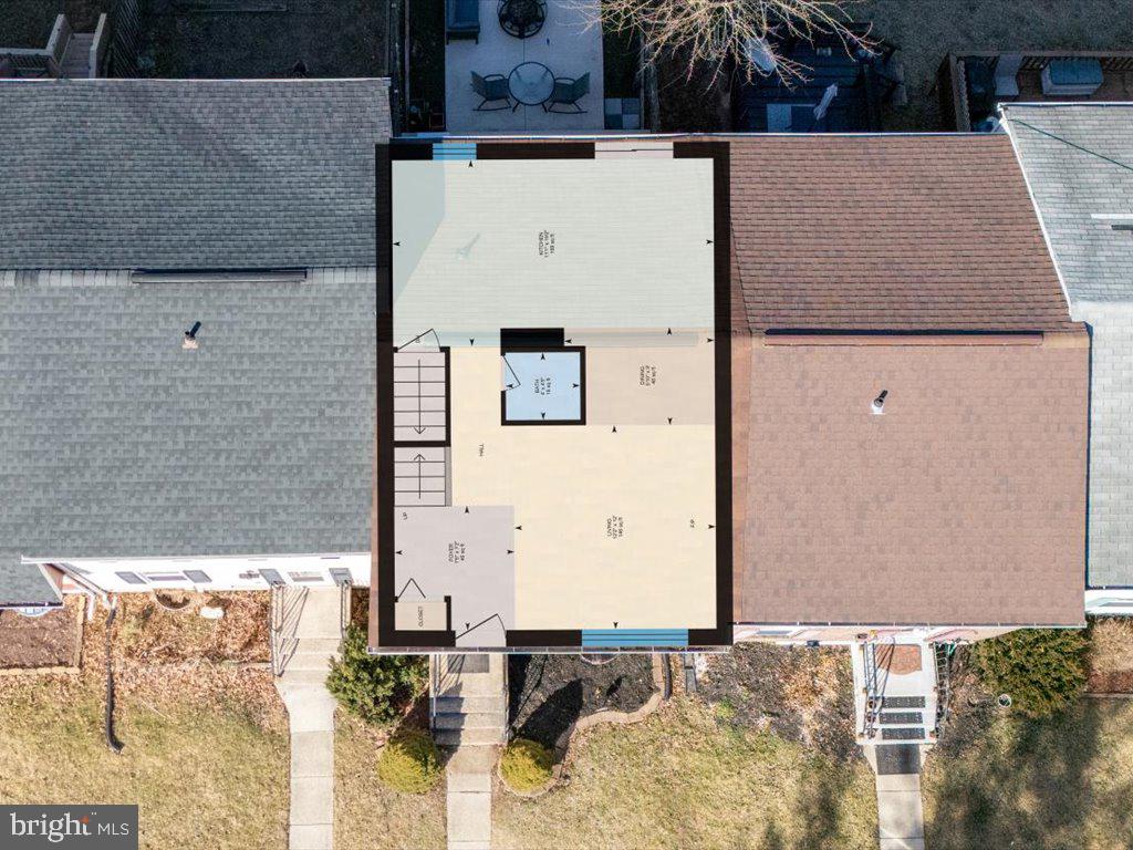 7632 McNamara Dr