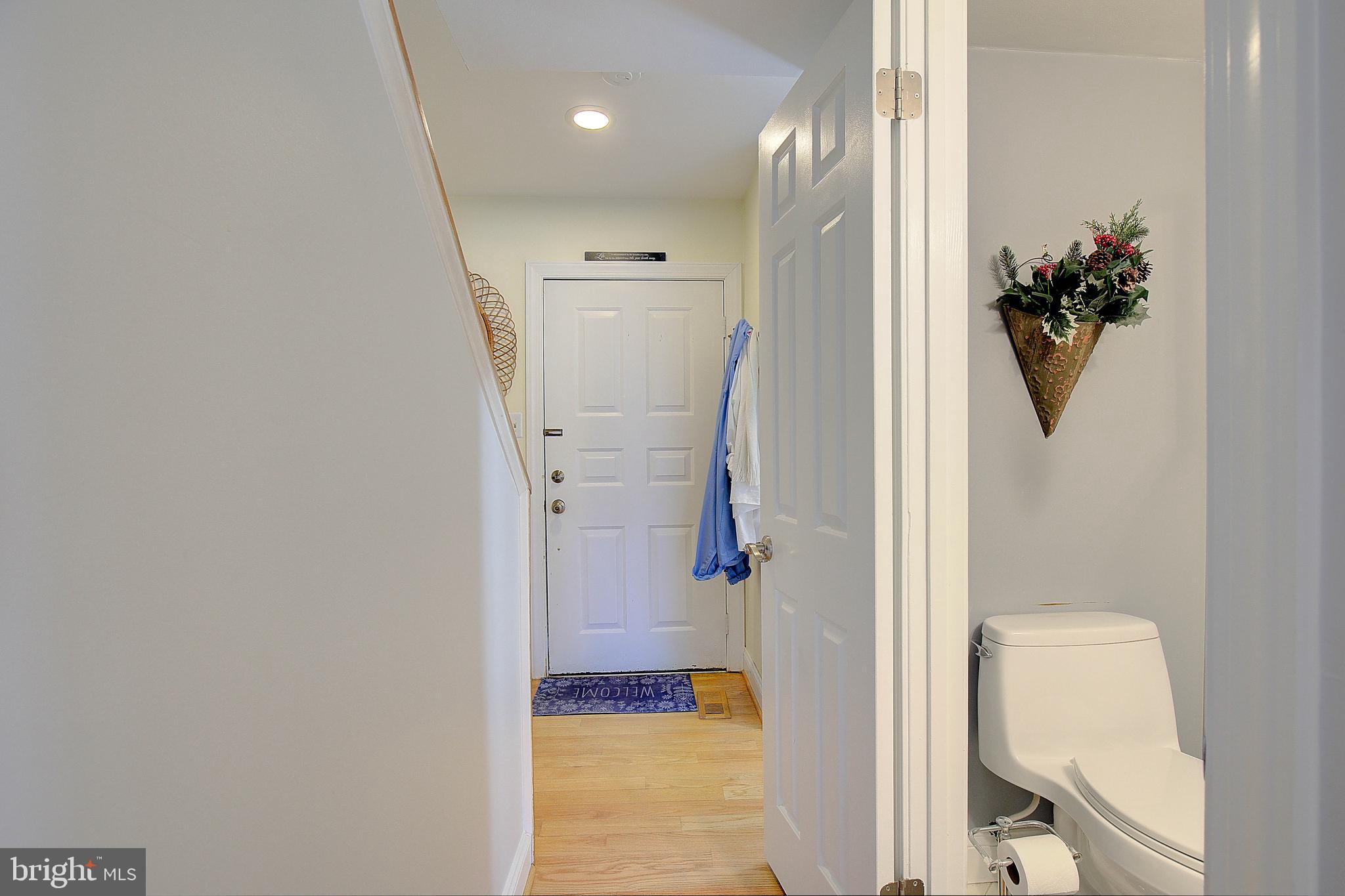 13 Mooring Point Ct