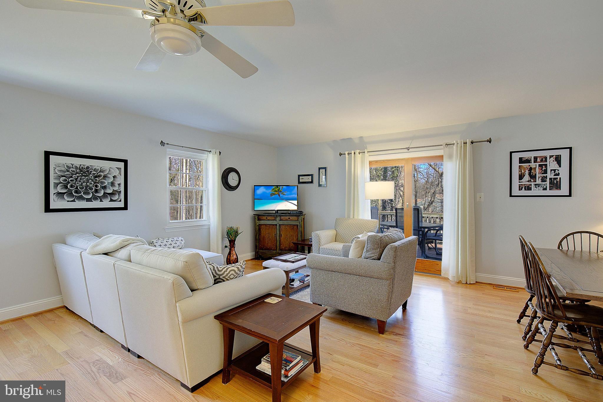 13 Mooring Point Ct