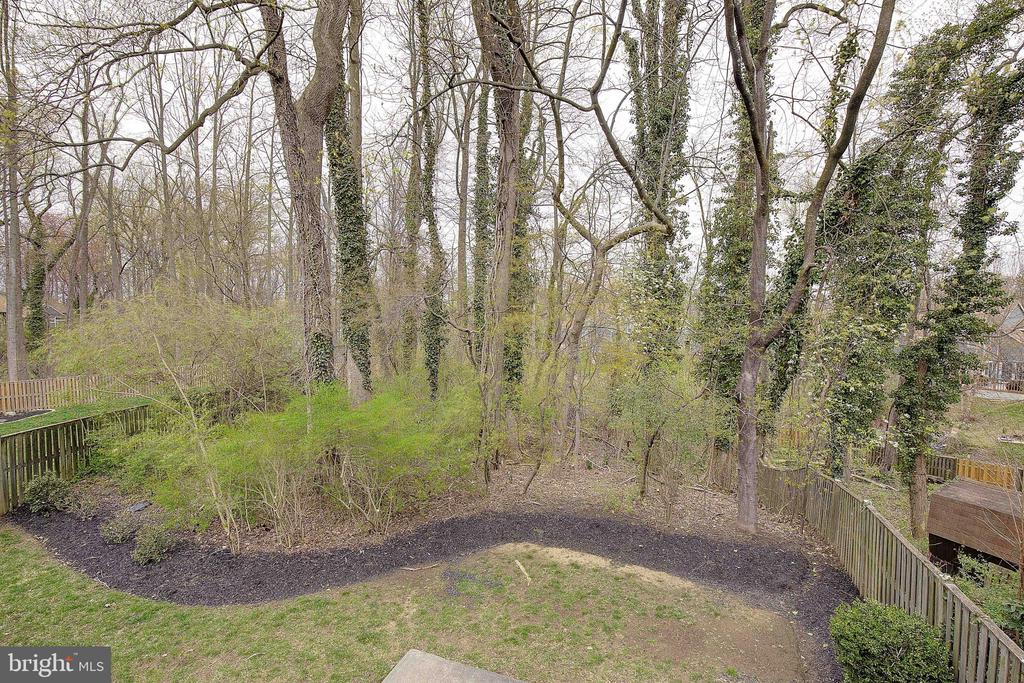 13 Mooring Point Ct