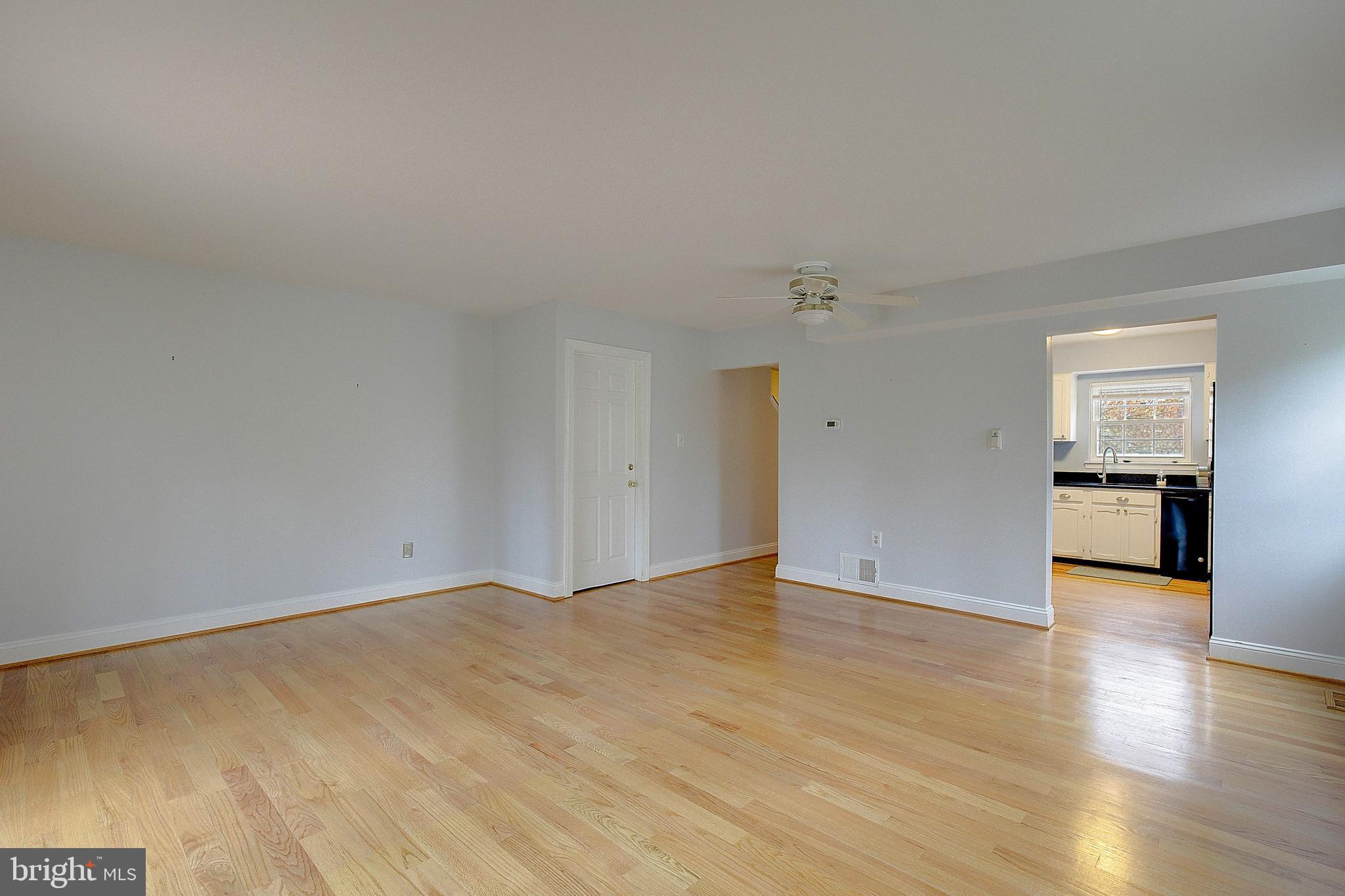 13 Mooring Point Ct