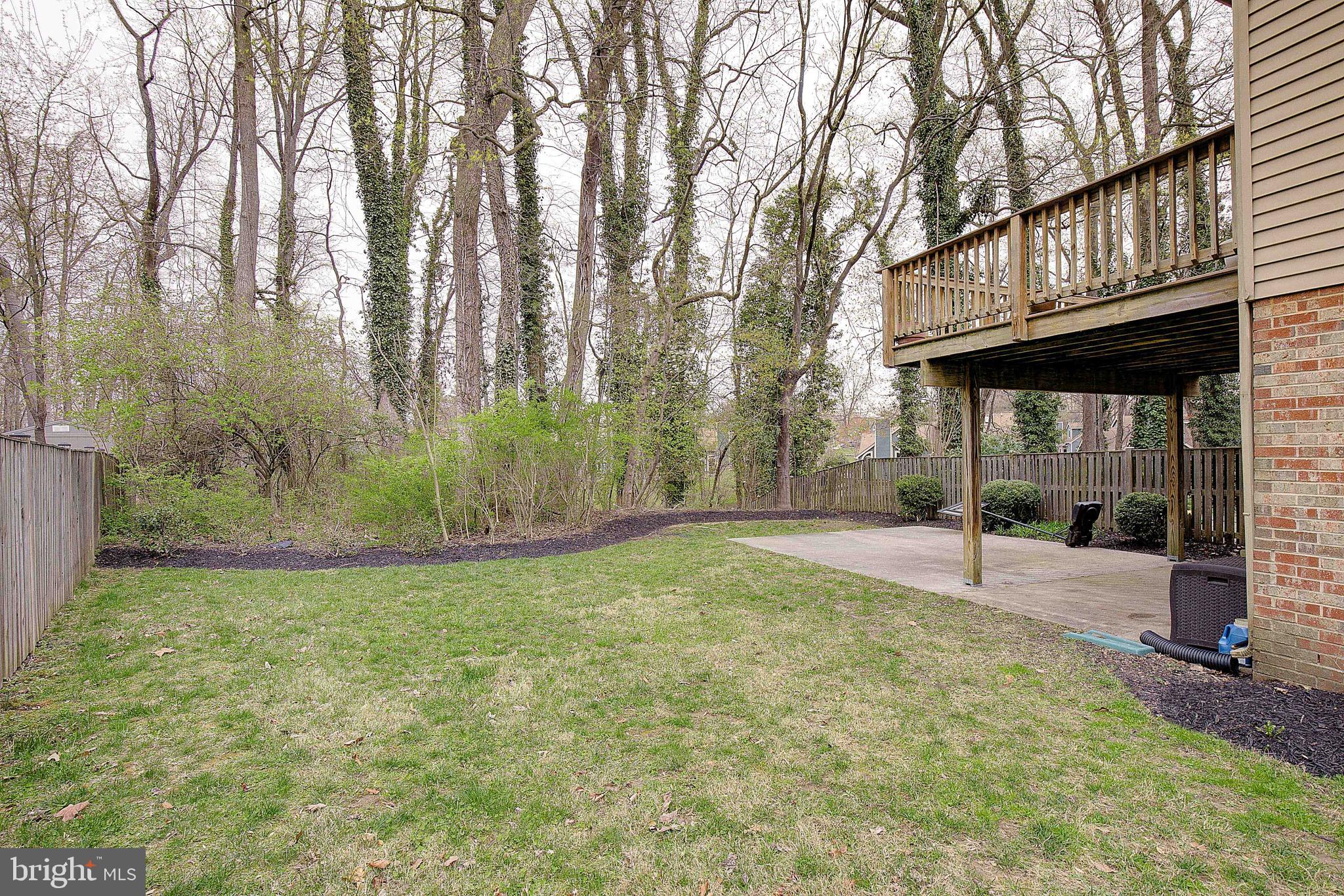 13 Mooring Point Ct