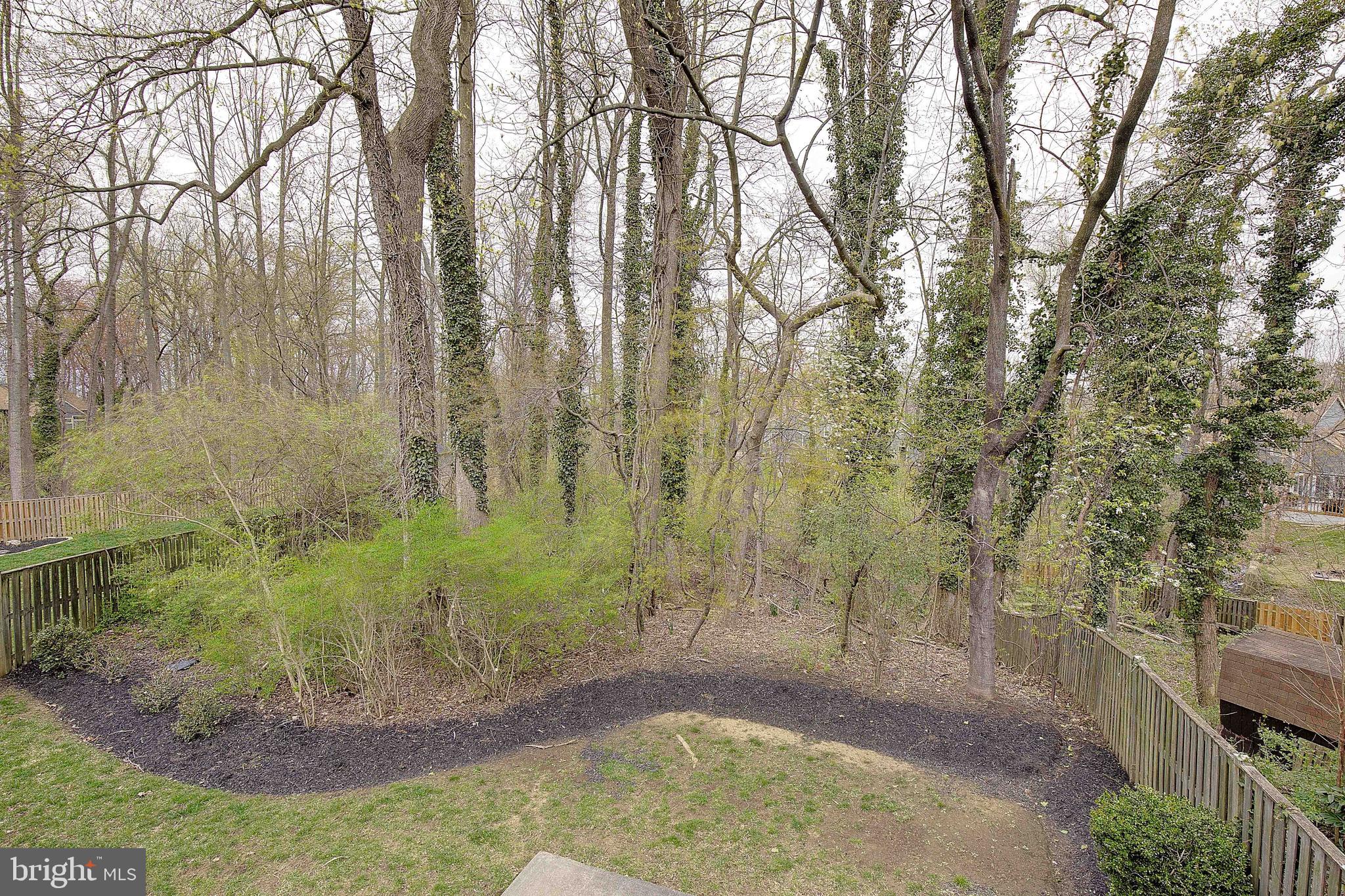 13 Mooring Point Ct