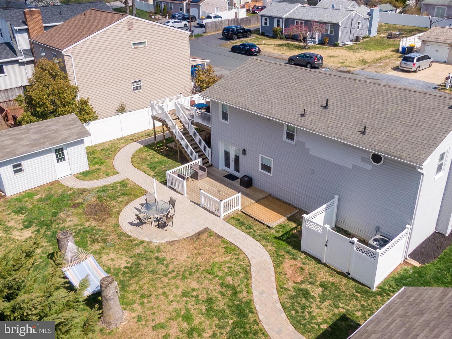 1738 Fairhill Dr
