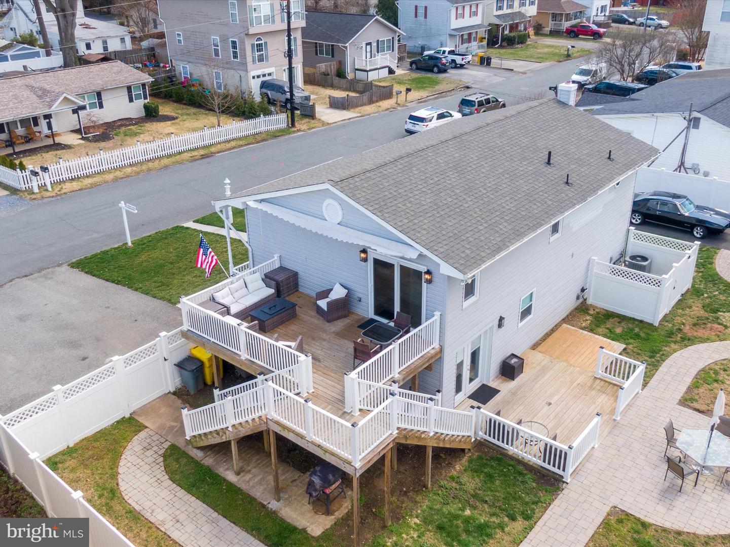 1738 Fairhill Dr