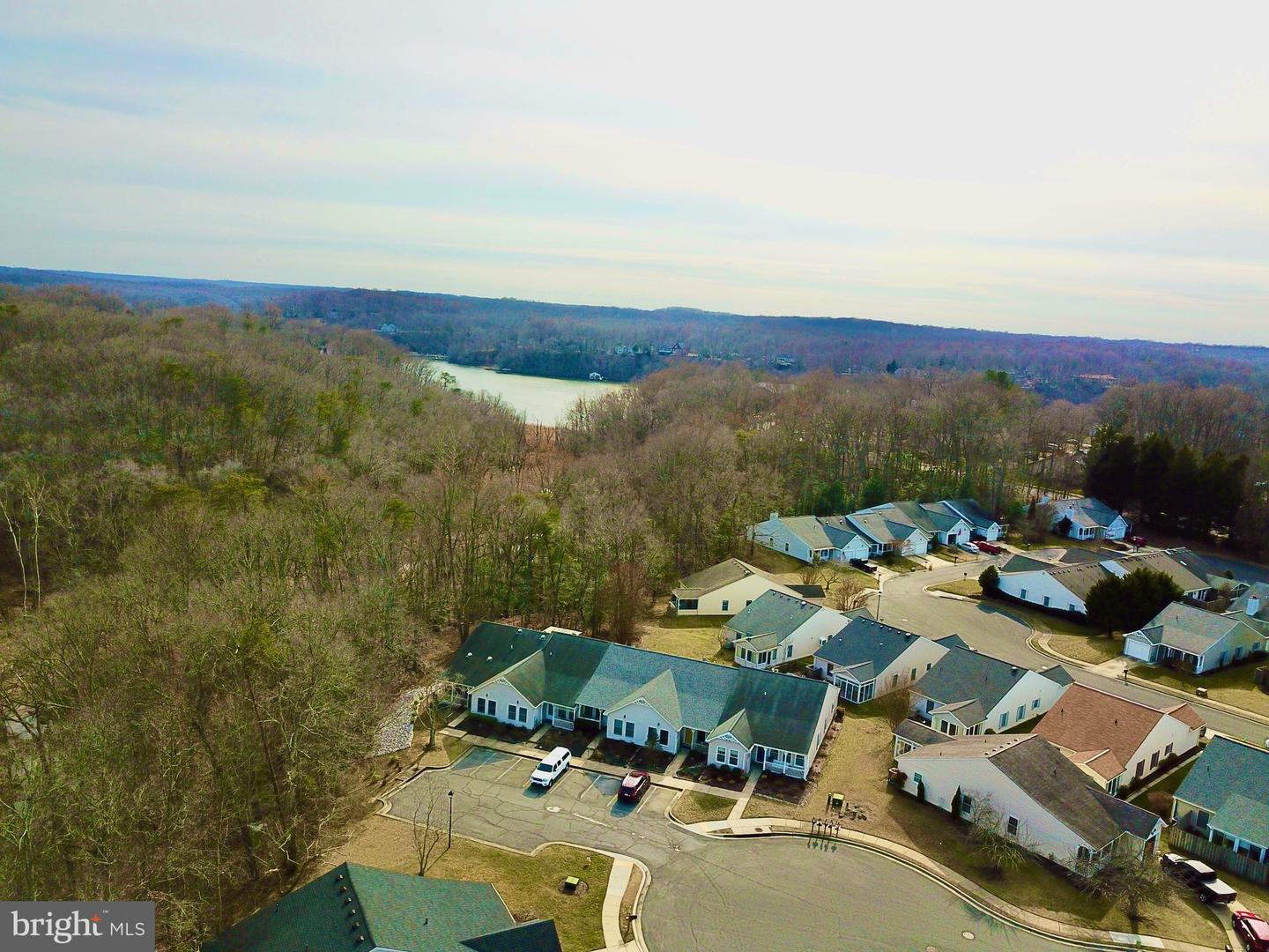 910 Topmast Way