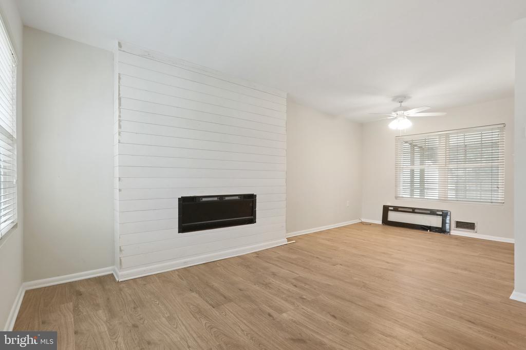 1407 DISNEY RD