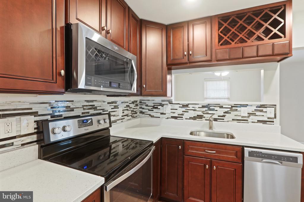 1407 DISNEY RD