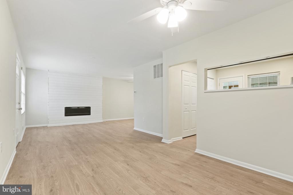 1407 DISNEY RD